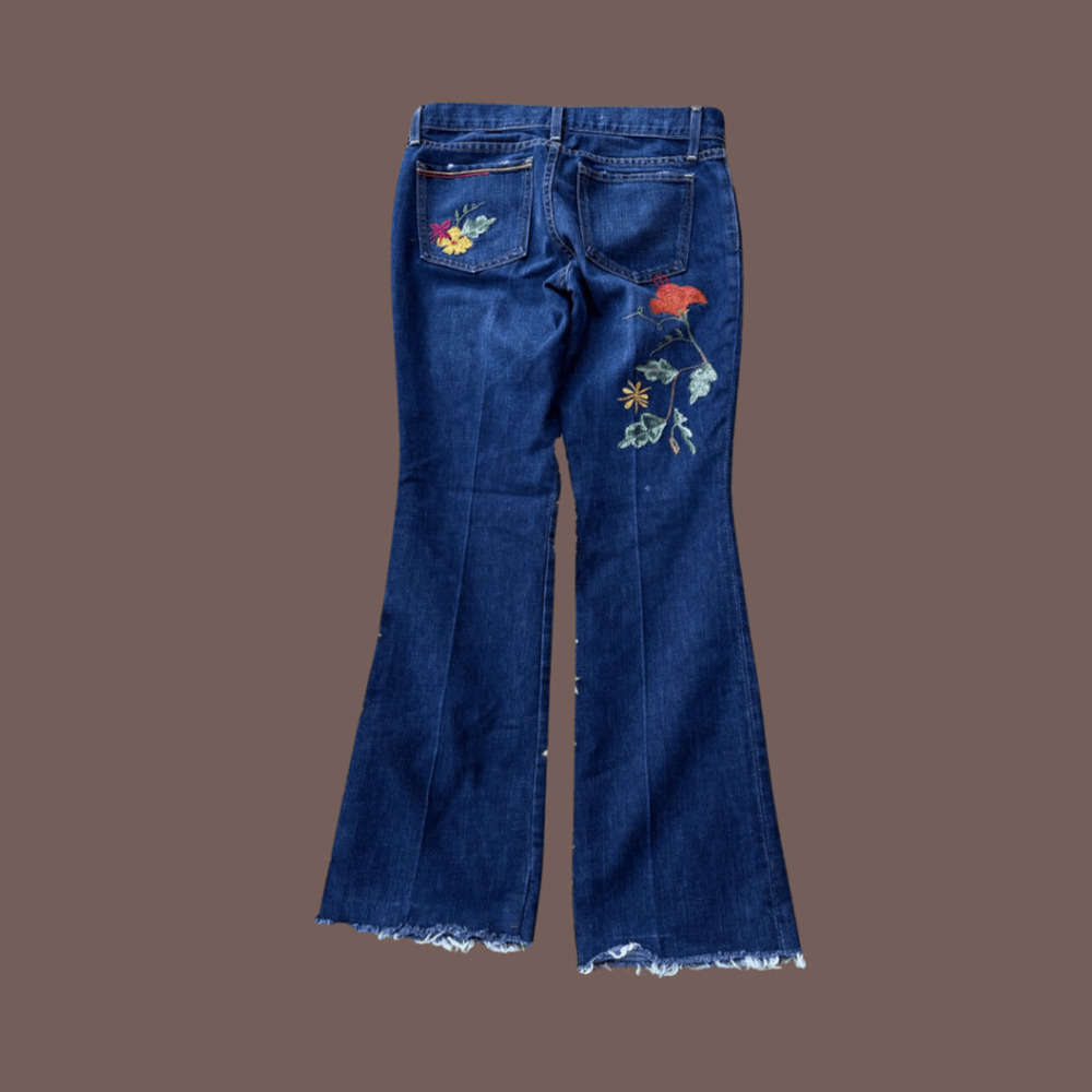 GAP Floral Embroidered Flare Jeans | Size 6 | Y2K Vintage - Picture 3 of 8